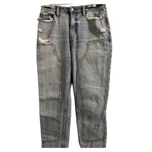 High Rise Mom Jeans Light Wash Abercrombie & Fitch